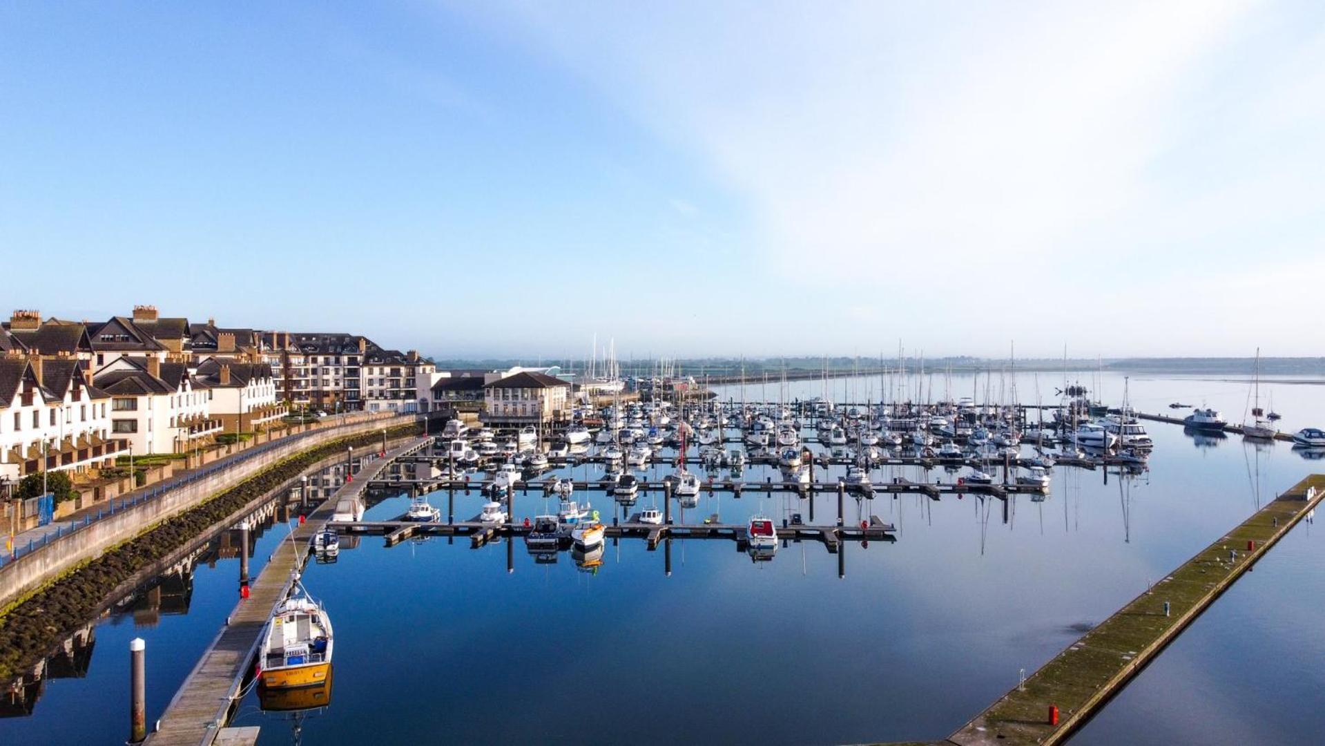 Guestready - Impressionante Flat Com Vista Terraco Apartman Malahide Kültér fotó
